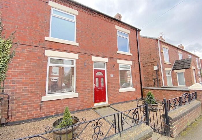 3 Bedroom Semi-Detached House To Rent In Alexandra Street, Kirkby-In-Ashfield, Nottingham, NG17