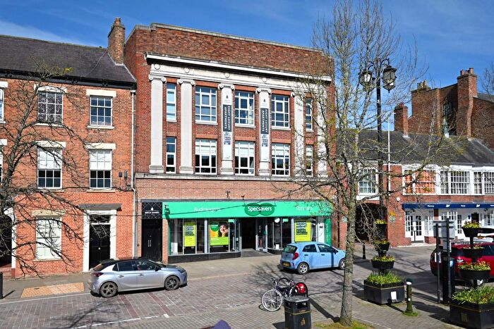 1 Bedroom Flat To Rent In Market Place West, Ripon, HG4