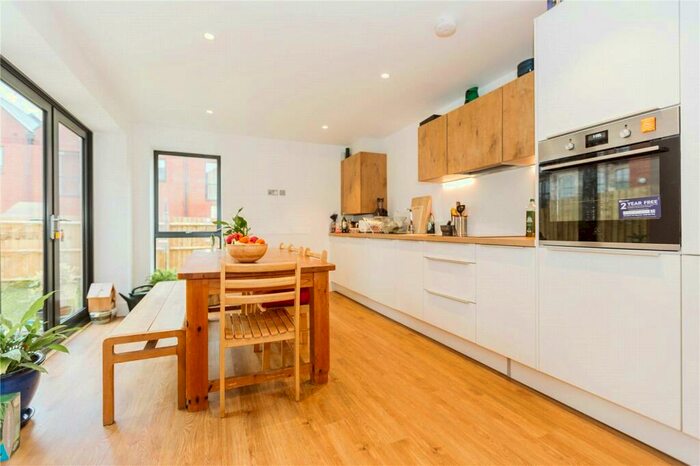 3 Bedroom Terraced House To Rent In Carsons Road, Greenbank, Bristol, BS5