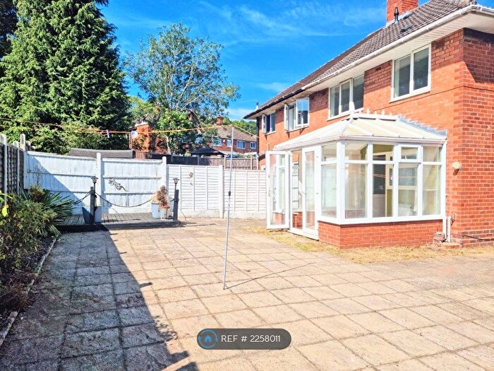 3 Bedroom Semi-Detached House To Rent In Oxley Grove, Birmingham, B29