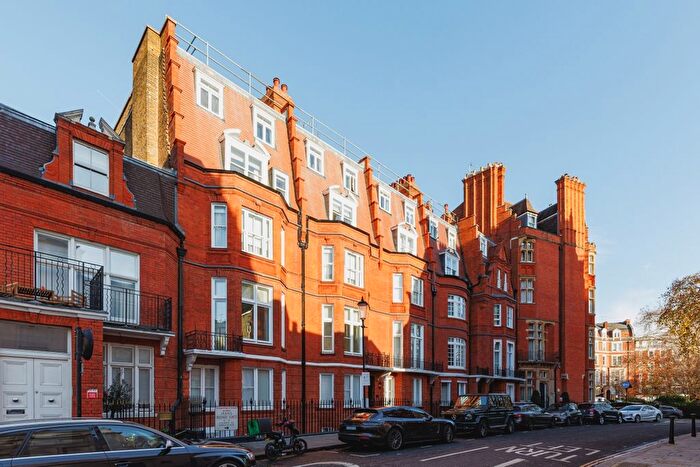 2 Bedroom Flat To Rent In Hans Road, London, SW3