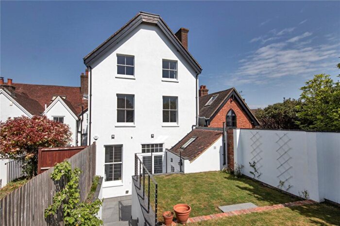 5 Bedroom Terraced House For Sale In High Street, Oxted, Surrey, RH8