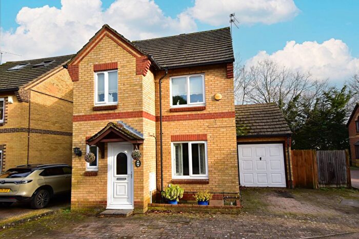 3 Bedroom Detached House For Sale In Balmoral Road, Abbots Langley, WD5