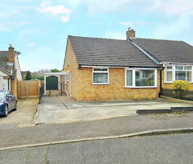 2 Bedroom Bungalow For Sale In St. Lukes Close, Spratton, NN6