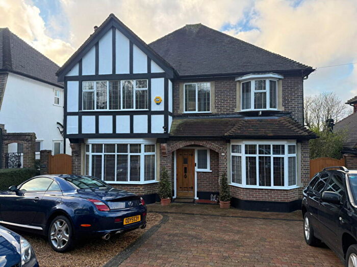 5 Bedroom Detached House To Rent In Coulsdon Court Road, Coulsdon, CR5