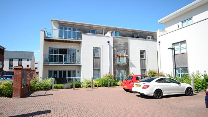 2 Bedroom Apartment For Sale In Idsworth Court, Basingstoke, Hampshire, RG24