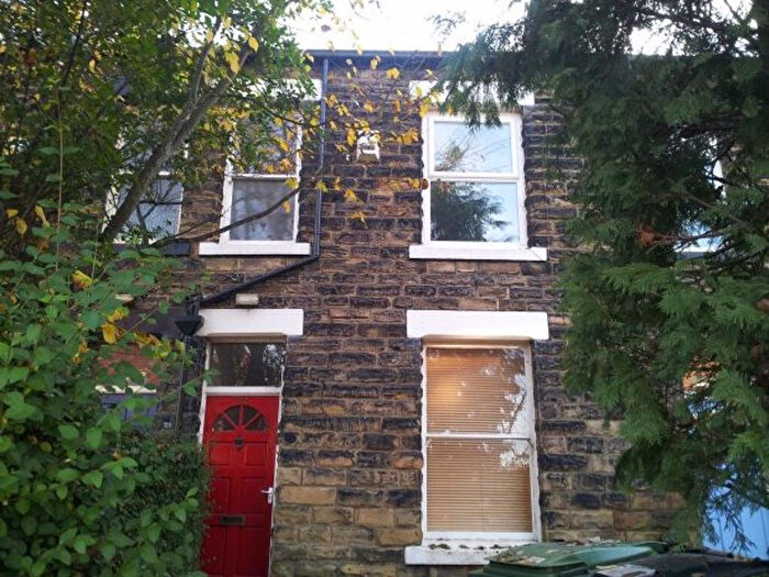 4 Bedroom House To Rent In Broomfield Road, Leeds, LS6