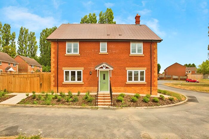 4 Bedroom Detached House For Sale In Clayton Close, Houndstone, Yeovil, BA22