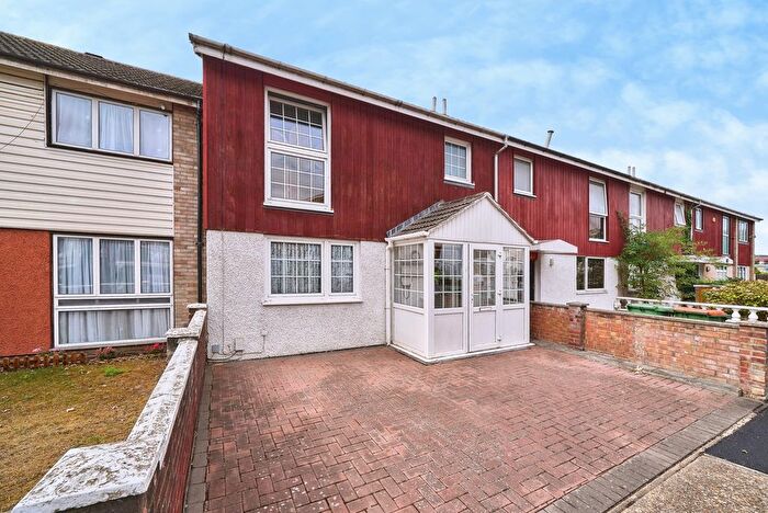 3 Bedroom Terraced House For Sale In Amity Road, London, London, E15