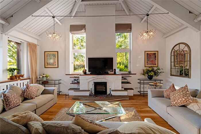 3 Bedroom Detached House To Rent In Mill Lane, Kidmore End, Reading, RG4