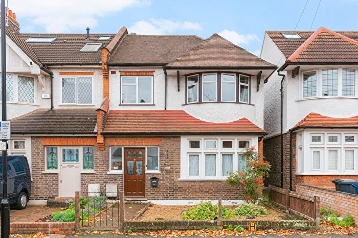 3 Bedroom Semi Detached House For Sale In Cecil Road, London, W3