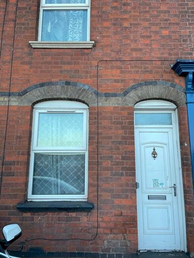 2 Bedroom Terraced House To Rent In Woodgate, Leicester LE3