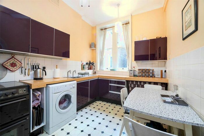 1 Bedroom Flat To Rent In Bedford Avenue, London, WC1B