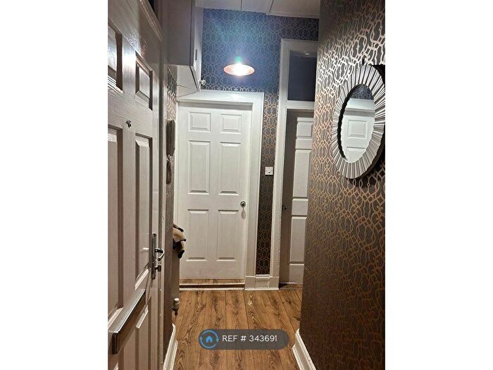 2 Bedroom Flat To Rent In Henderson Street, Edinburgh, EH6