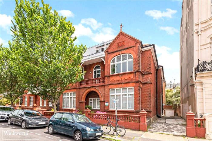 1 Bedroom Apartment For Sale In Palmeira Avenue, Hove, BN3