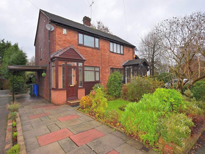 2 Bedroom Semi-Detached House To Rent In Parrs Wood Road, Manchester, M20