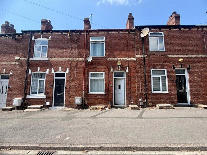 2 Bedroom Terraced House For Sale In New Street, Kippax, Leeds, LS25