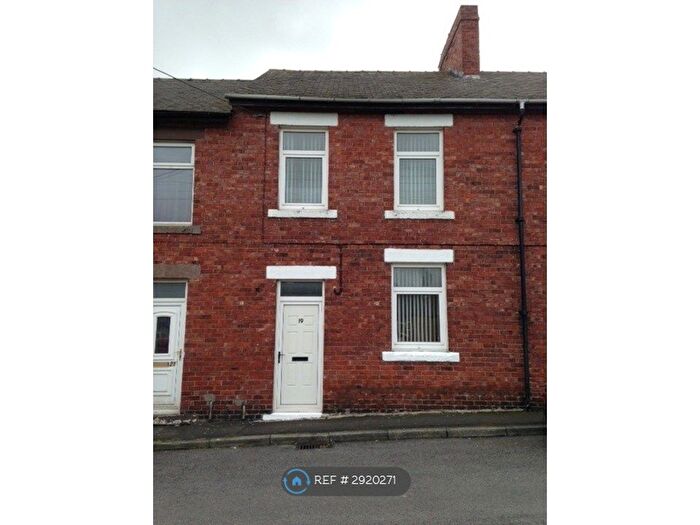 3 Bedroom Terraced House To Rent In William St, Stanley, DH9