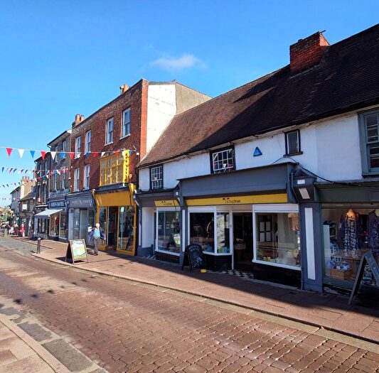 2 Bedroom Flat To Rent In St Johns Street, Bury St Edmunds, Suffolk, IP33