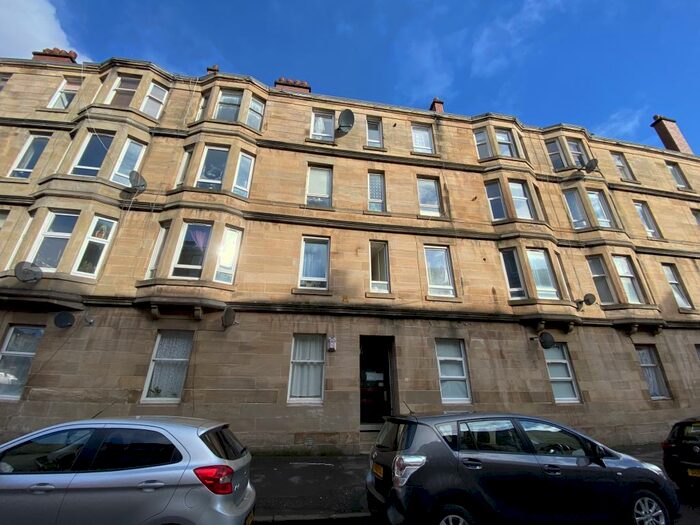 1 Bedroom Apartment To Rent In / Prince Edward Street, Strathbungo, G42