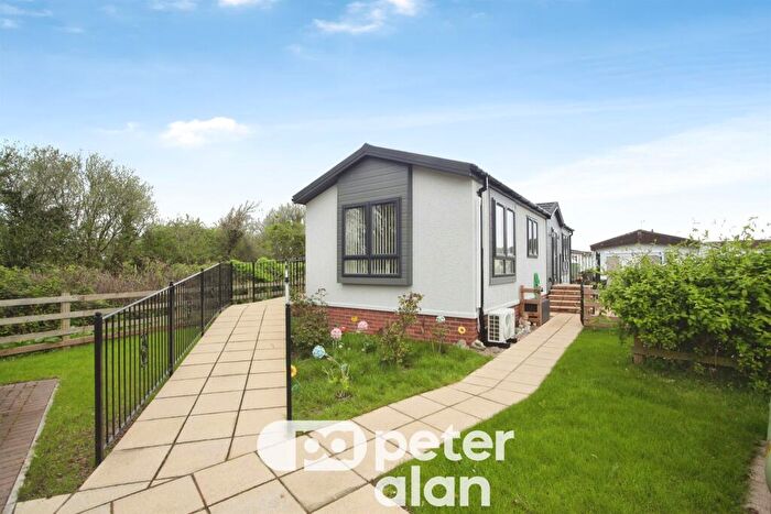 2 Bedroom Park Home For Sale In Lighthouse Park, St. Brides Wentlooge, Newport, NP10