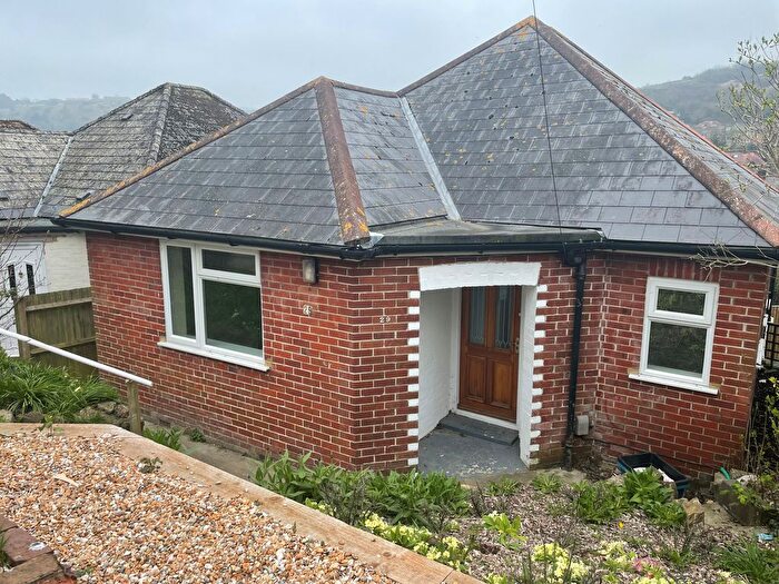 3 Bedroom Detached Bungalow To Rent In Queens Avenue, Dover, CT17