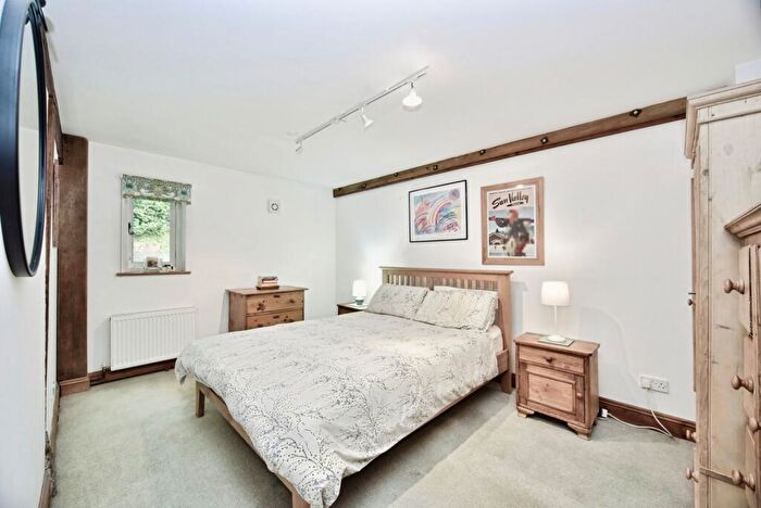 3 Bedroom Terraced House For Sale In Gibbs Hill, Maidstone, Kent, ME18