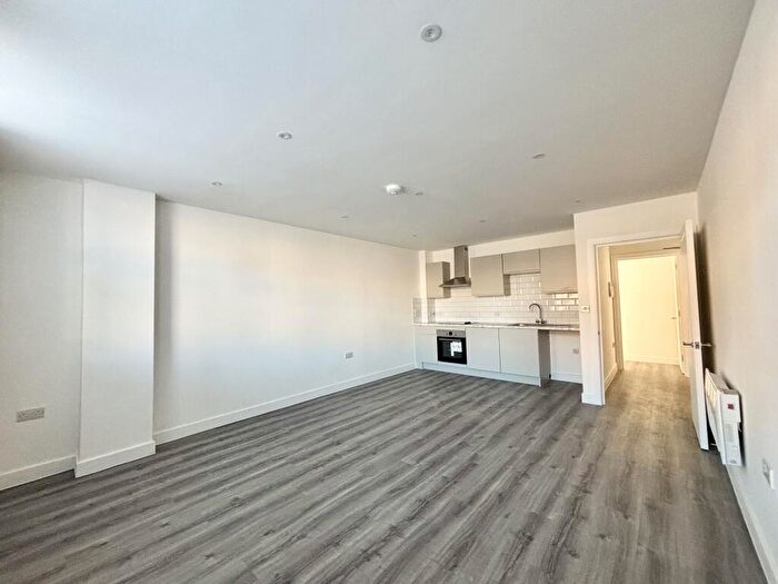 1 Bedroom Flat To Rent In College Place, Southampton, SO15