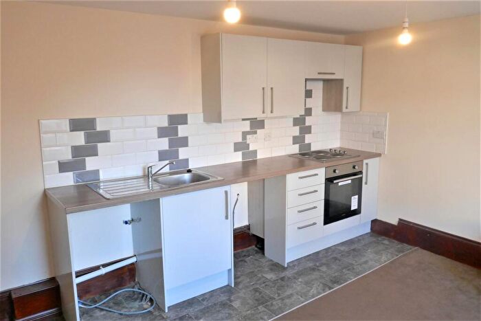 1 Bedroom Flat To Rent In Club Street, Kettering, Northants, NN16