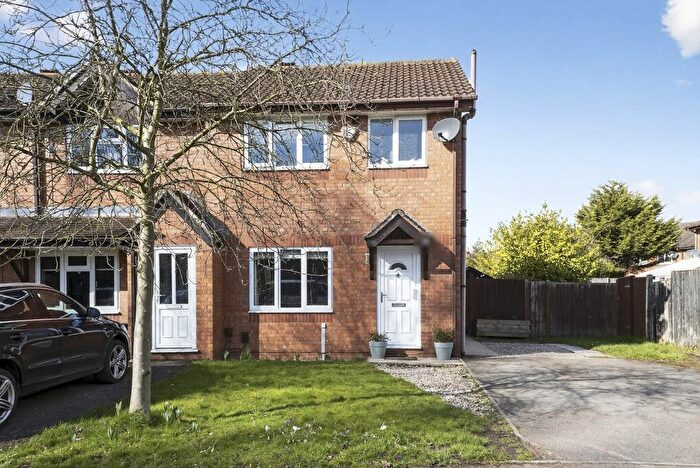 3 Bedroom Semi Detached House For Sale In Aldborough Way, York, YO26