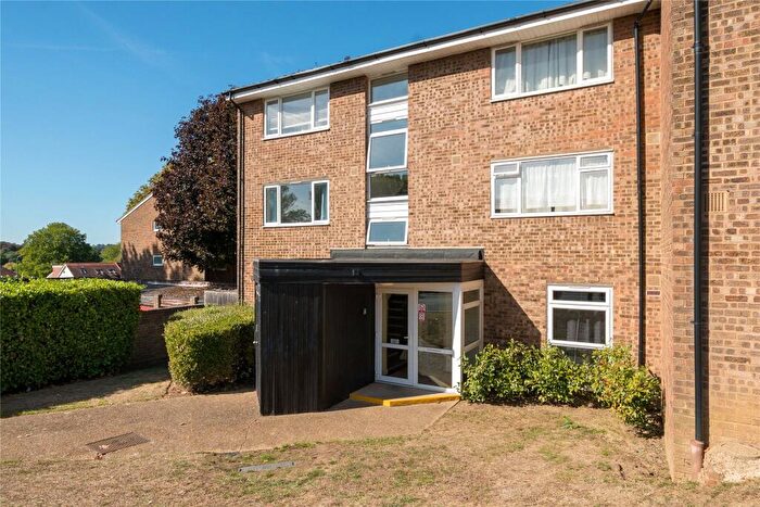 1 Bedroom Flat For Sale In Dyke Drive, Orpington, BR5