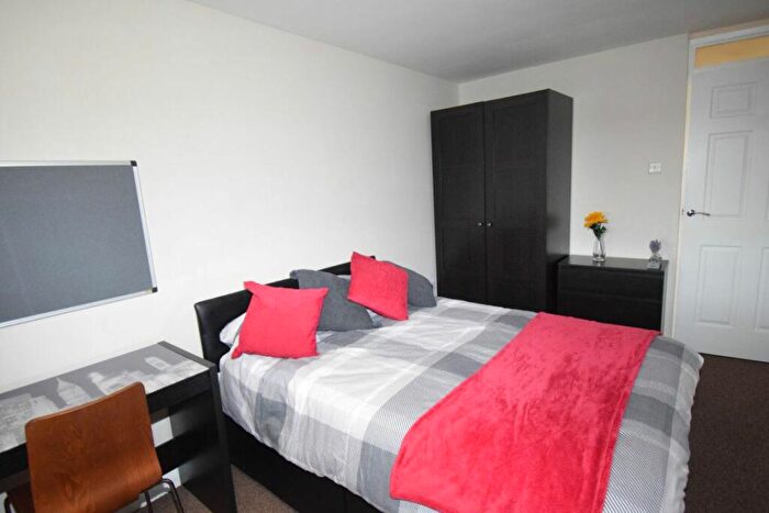 3 Bedroom Apartment To Rent In Fully Furnished Property, DE22