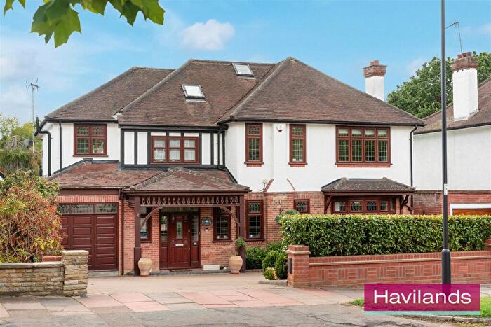 6 Bedroom Detached House For Sale In Eversley Crescent, London, N21
