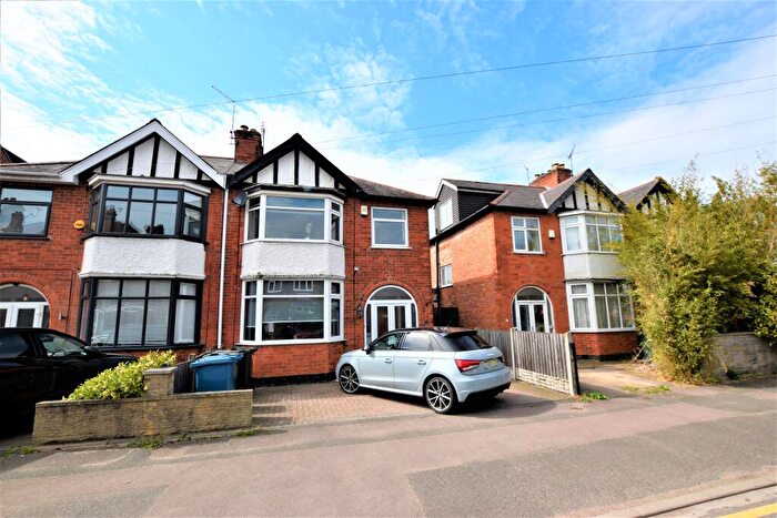 3 Bedroom Semi Detached House To Rent In Abbey Road, West Bridgford, Nottingham, NG2