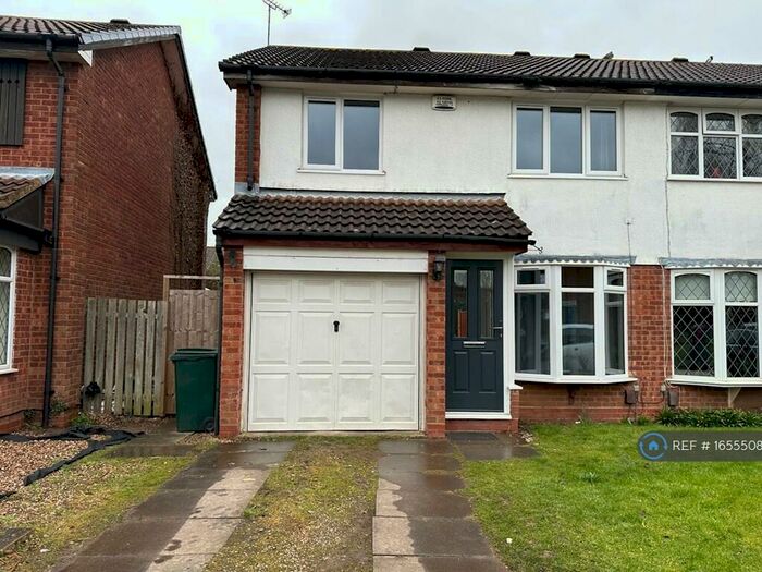 3 Bedroom Semi-Detached House To Rent In Denshaw Croft, Coventry, CV2
