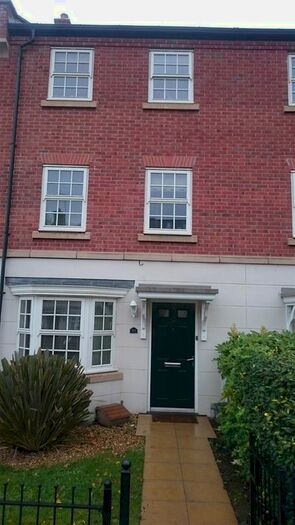 3 Bedroom Town House To Rent In Nether Hall Avenue, Great Barr, Birmingham, B43