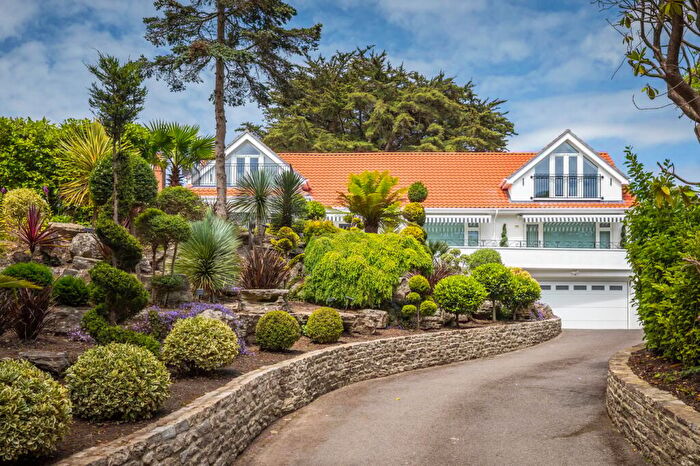 4 Bedroom Detached House For Sale In Bella Vista, West Overcliff Drive, Bournemouth, BH4