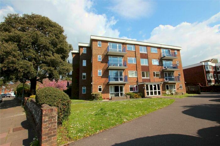 2 Bedroom Apartment To Rent In Wordsworth Road, Worthing, West Sussex, BN11