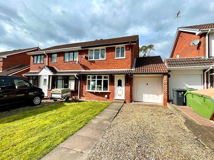 3 Bedroom Semi-Detached House For Sale In Burnet Grove, Featherstone, Wolverhampton, WV10