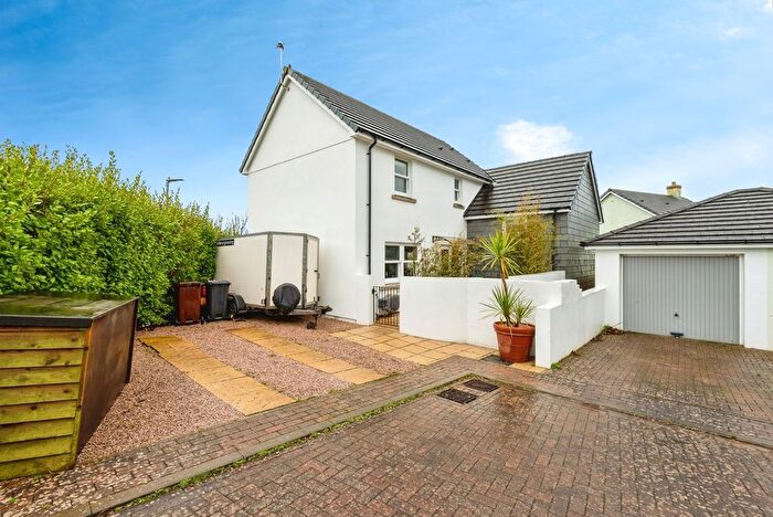 4 Bedroom Detached House For Sale In Rowan Road, Wadebridge, Cornwall, PL27