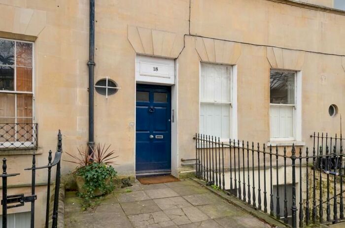 1 Bedroom Flat To Rent In Grosvenor Place, Larkhall, Bath, BA1