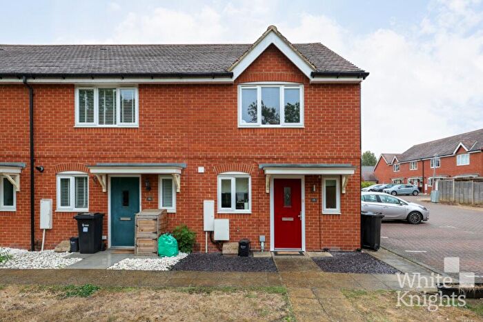 2 Bedroom Semi-Detached House For Sale In Elk Path, Three Mile Cross, Reading, Berkshire, RG7