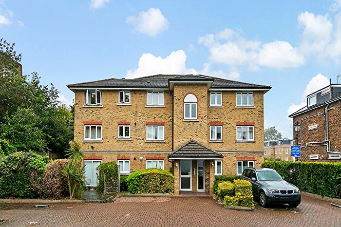 2 Bedroom Flat To Rent In Sherland Road, Twickenham, TW1