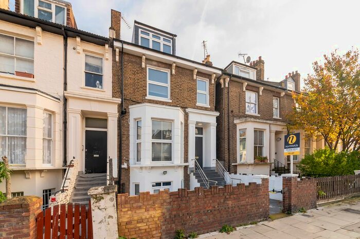 1 Bedroom Flat To Rent In Devonport Road, London, W12