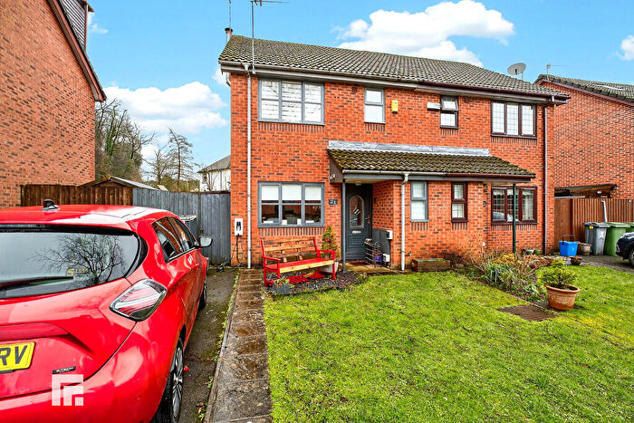 4 Bedroom Semi-Detached House For Sale In South Glade, Gwaelod-y-garth, Cardiff, CF15