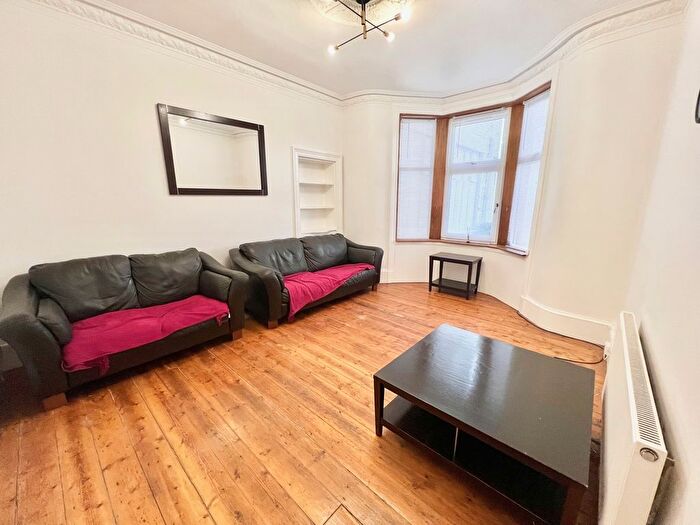 2 Bedroom Flat To Rent In Holmhead Crescent, Glasgow, G44