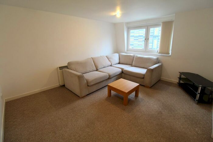 2 Bedroom Flat To Rent In Netherkirkgate, Aberdeen, AB10