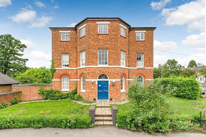 3 Bedroom Flat To Rent In High Street, Winslow, Buckingham, MK18