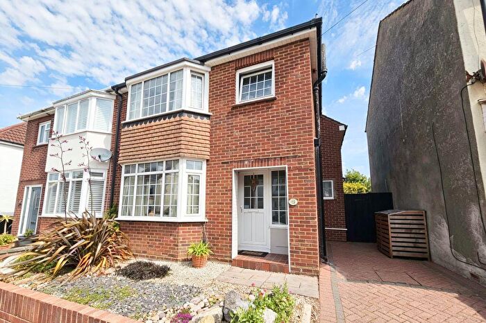 3 Bedroom Semi-Detached House For Sale In Seymour Road, Lee-On-The-Solent, PO13