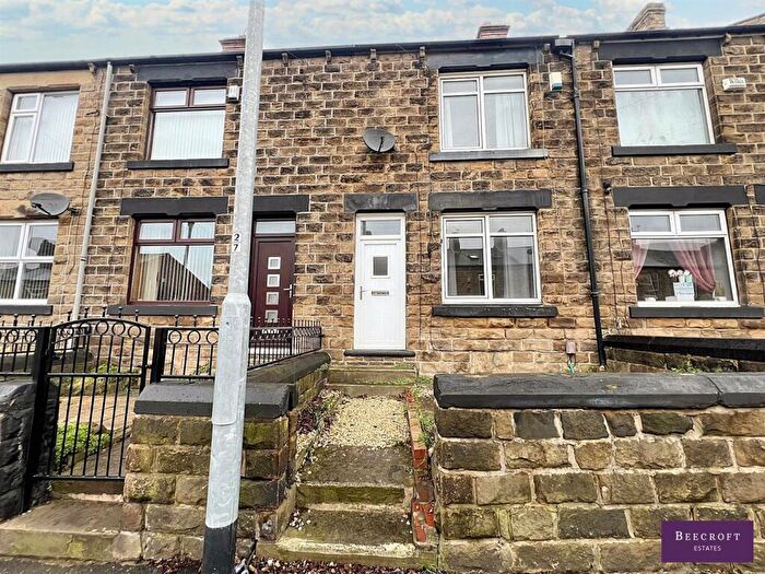 3 Bedroom Terraced House For Sale In Hough Lane, Wombwell, Barnsley, S73